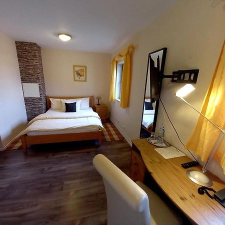 Hotel Lindenhof Roedermark Luaran gambar